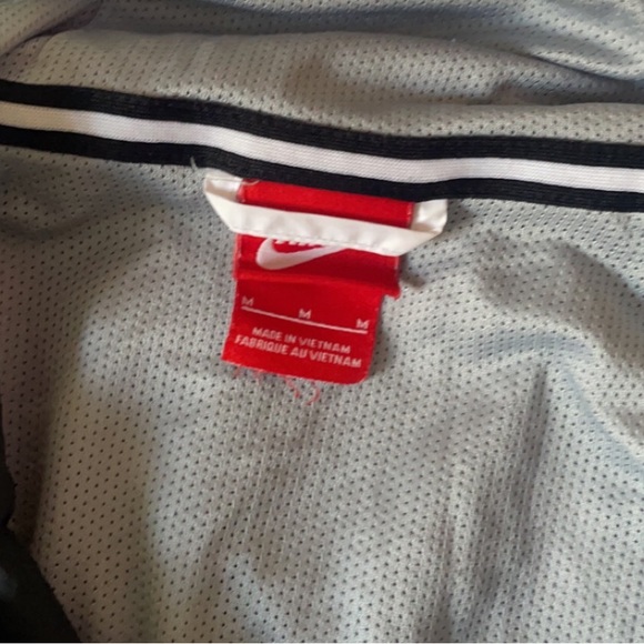 Windbreaker - Picture 2 of 2